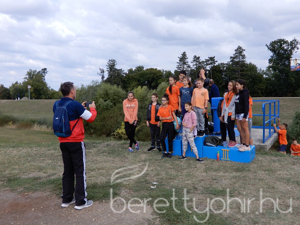 Mezei futóbajnokság Berettyóújfaluban 56